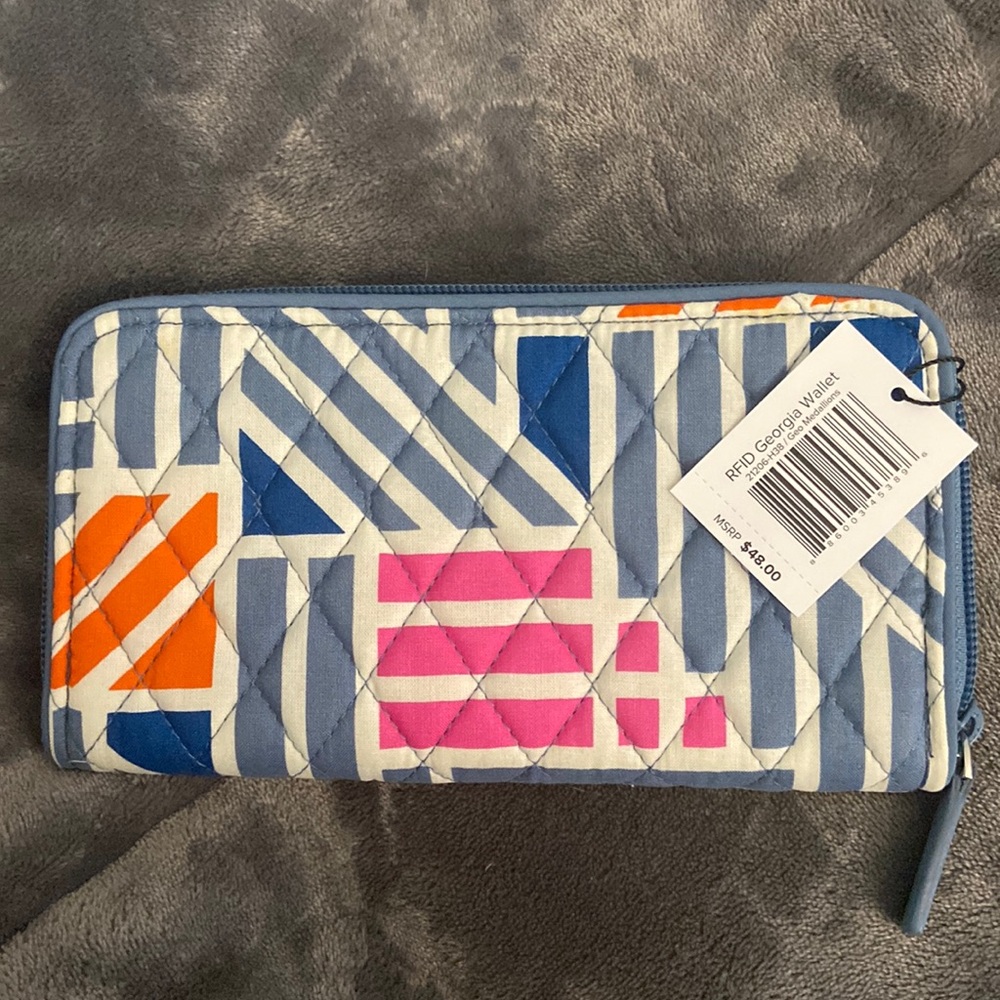 Vera Bradley Georgia Wallet, Geo Medallions